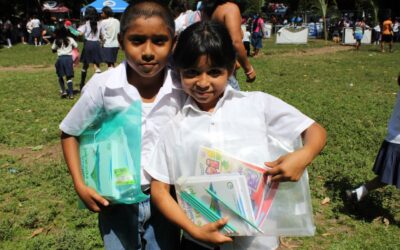 CCN: entrega útiles escolares en la Isla de Ometepe, a cambio de residuos sólidos